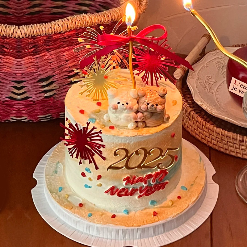 2025新年主题鲜奶蛋糕